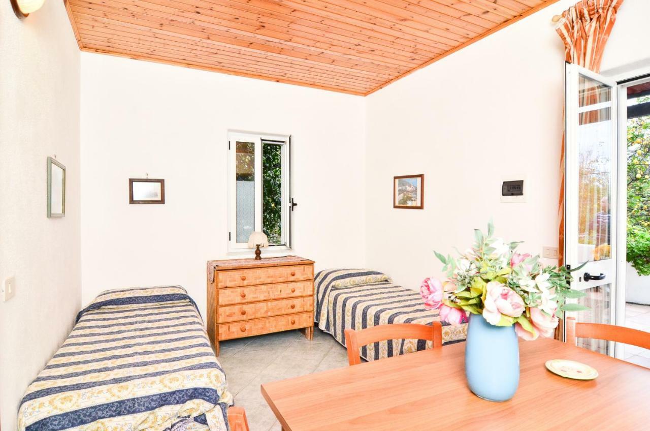 Residence Limoneto Ischia Forio di Ischia Buitenkant foto